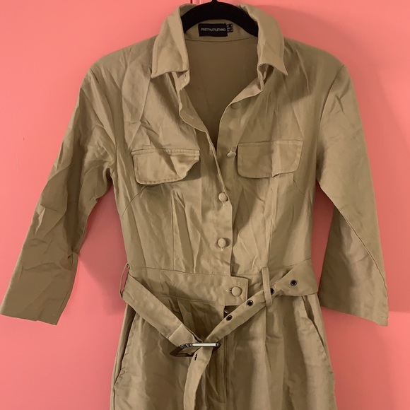 NWOT Prettylittlething safari jumper tan size 2 XS - Picture 2 of 7